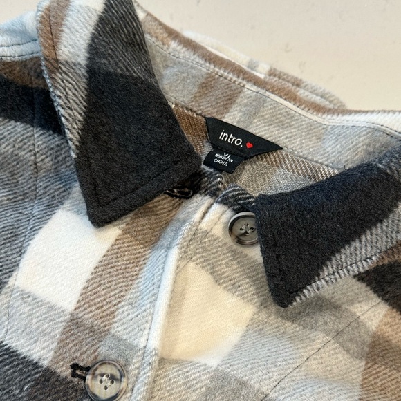 Intro shacket - Picture 6 of 6